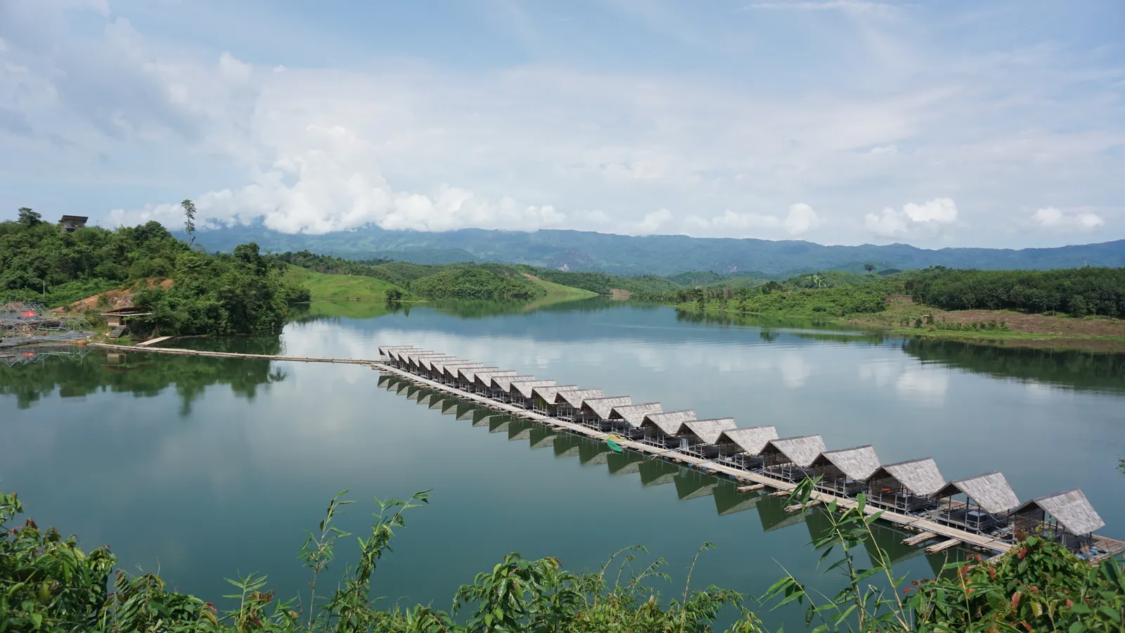 รถตู้เมืองเฟือง พร้อมคนขับ